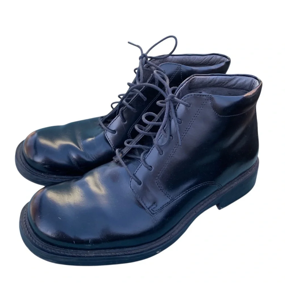 Classic Black Leather Men's Boots Bass Market Size 11 Waterproof